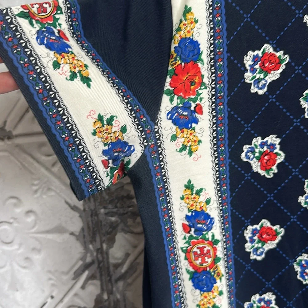 Tory Burch floral patterned Tshirt dress - Picture 6 of 9